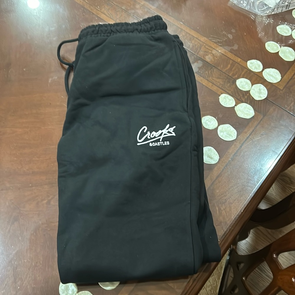 Crooks & Castles Large Script Joggers. NEVER WORN. BRAND NEW WITH TAG STILL ON.